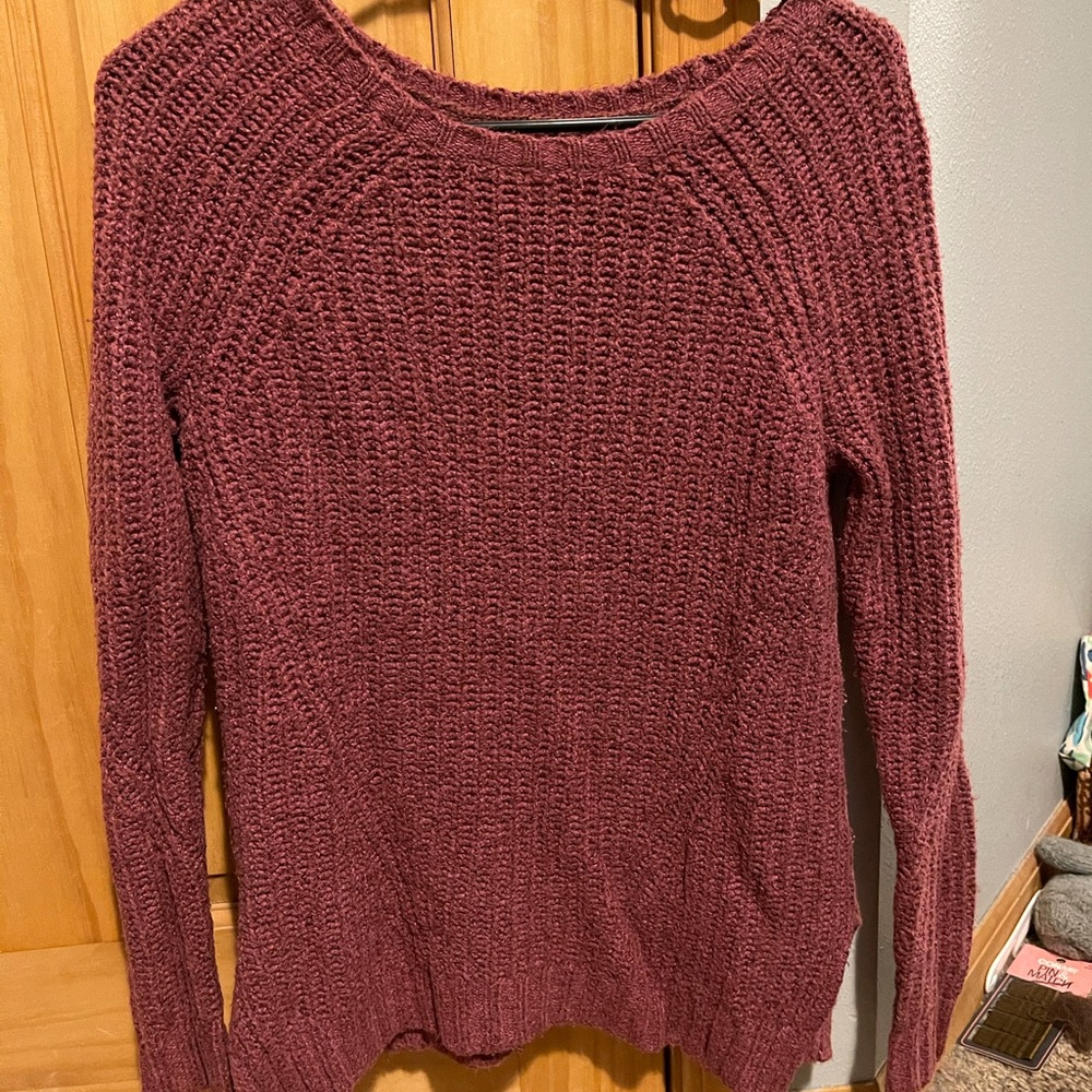 American Eagle sweater